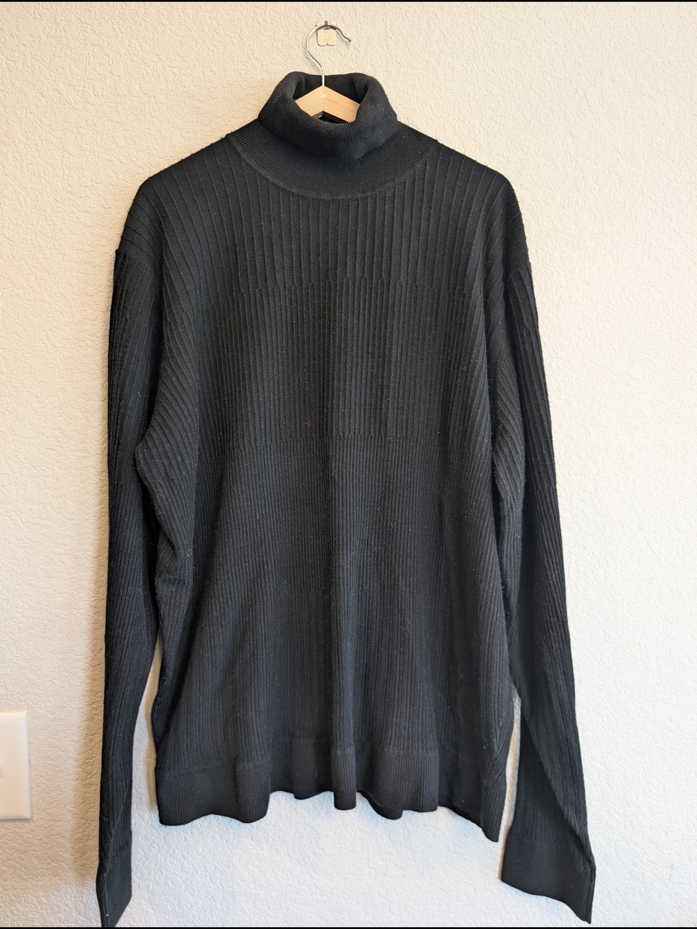 Murano Men's Sz XL Black Ribbed Turtleneck Sweater